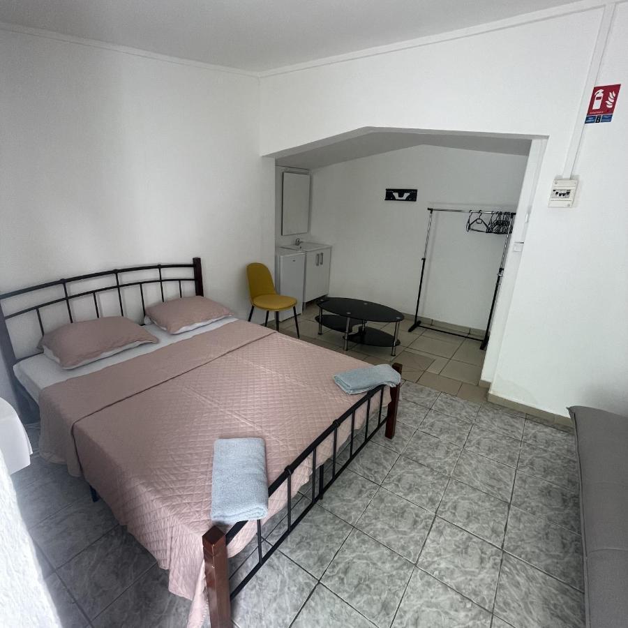 Azur Hotel Saint-Denis Kültér fotó